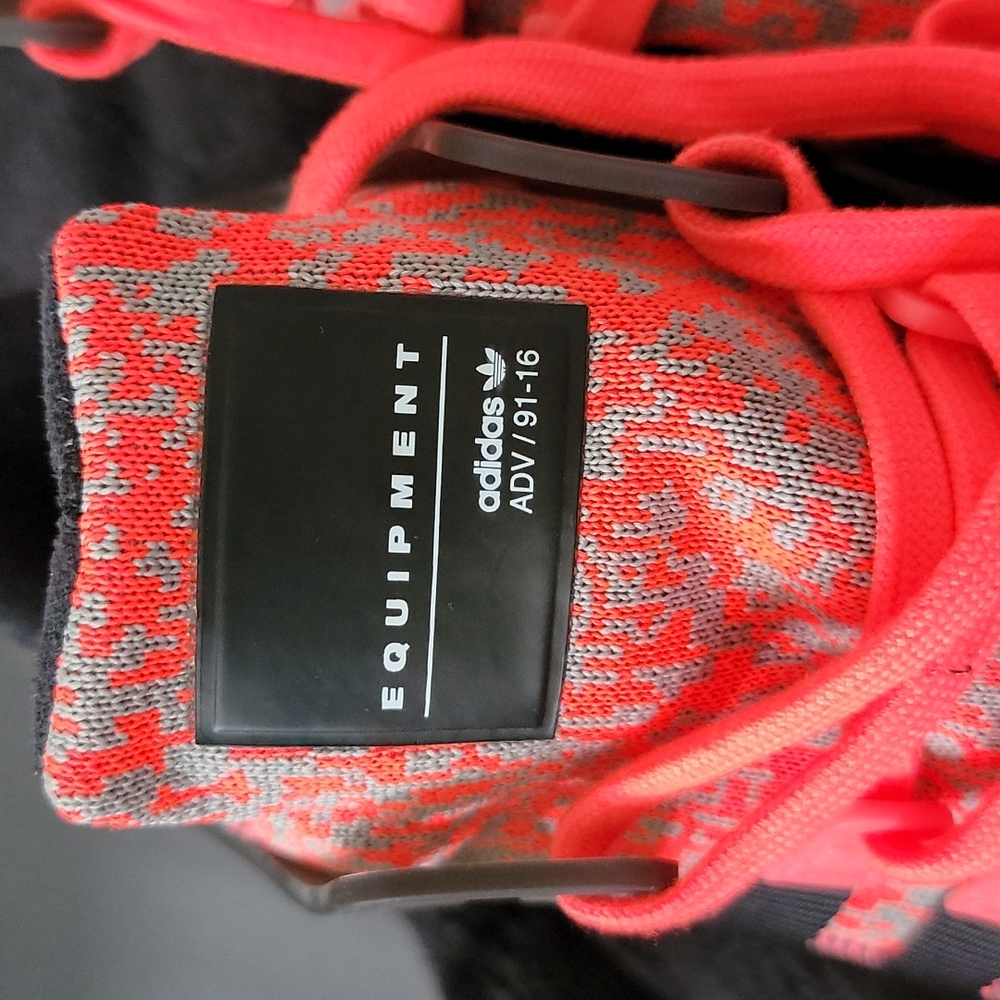 Adidas - Picture 6 of 8